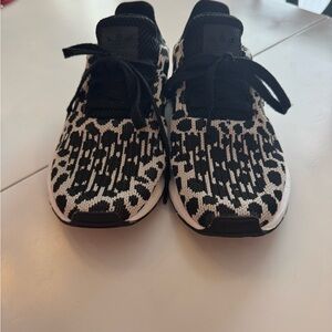 Adidas swift run leopard print tennis shoes